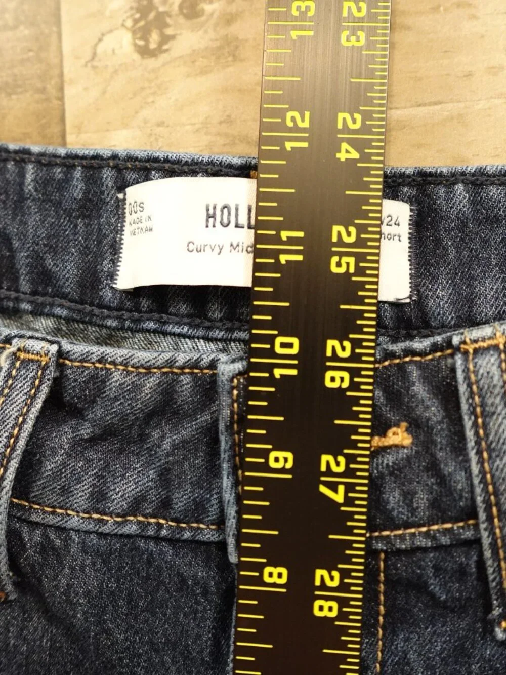 Hollister curvy mid